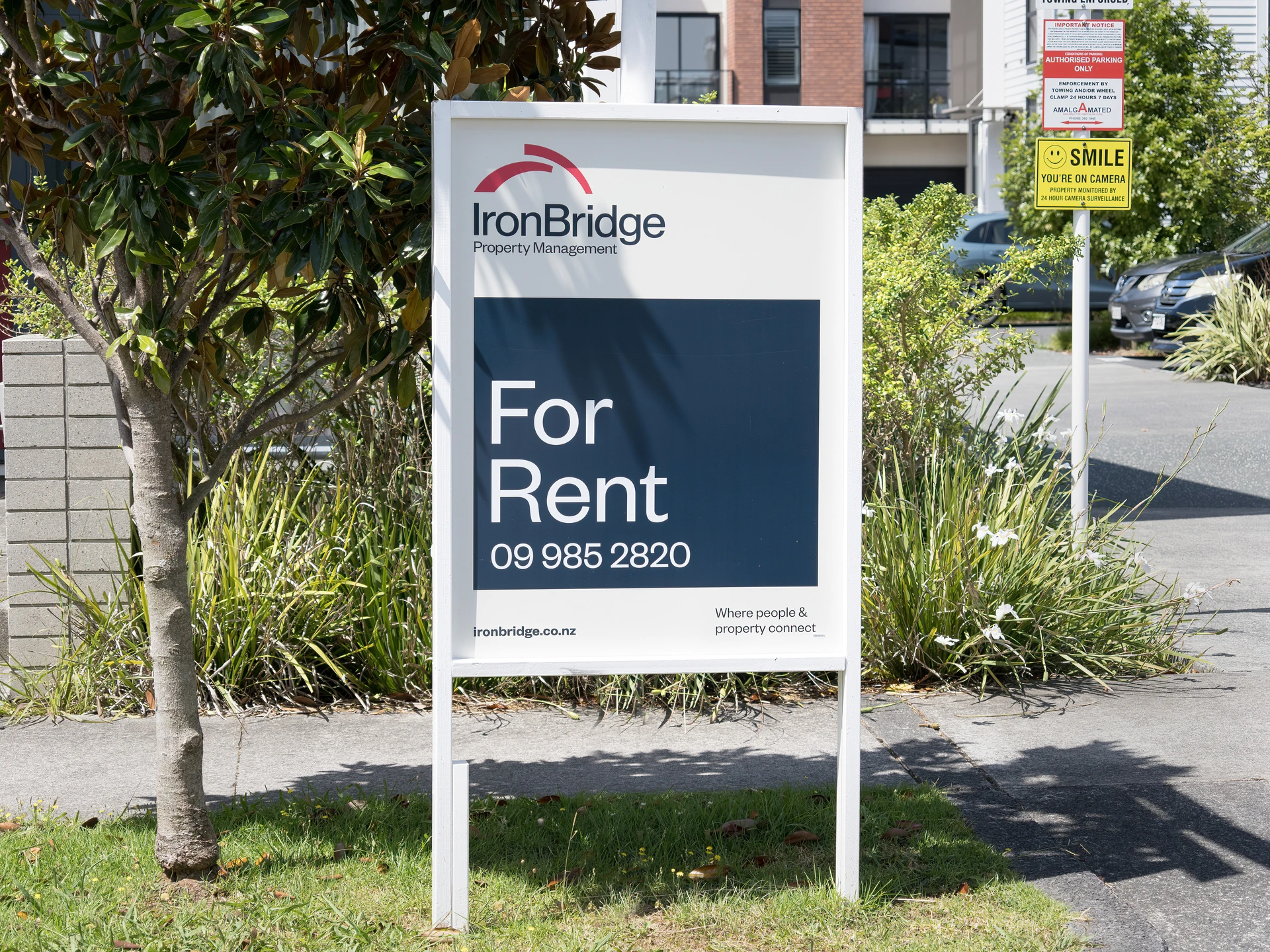 Irving Tenant Signs